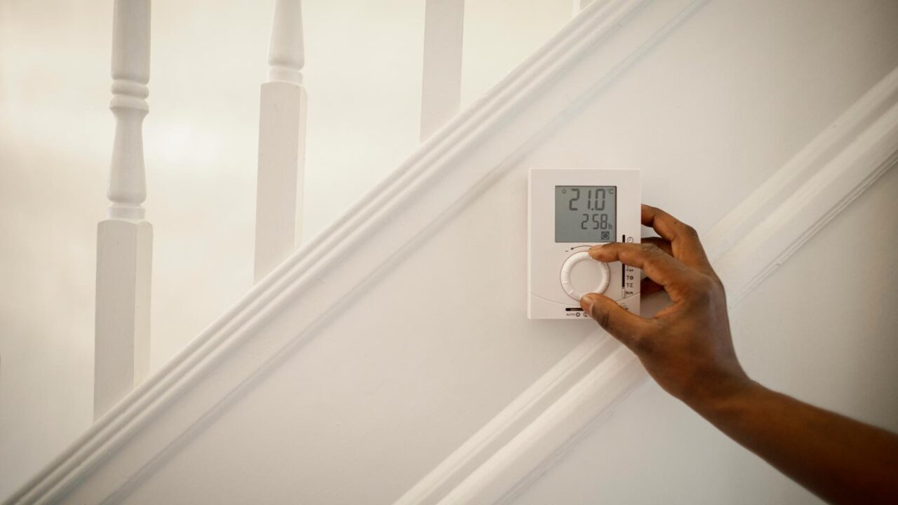 Zoning-thermostat
